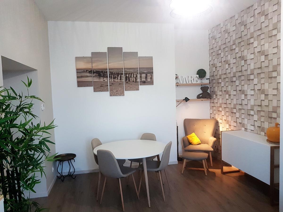 Les Jardins Du Parc Apartment Vitré Екстериор снимка